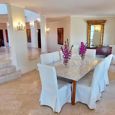 Renovu Premium Villa