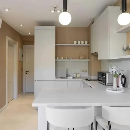Renovu Premium By Helis Villa